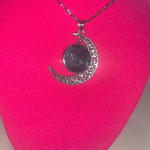 Pride necklace - Picture 2 of 4